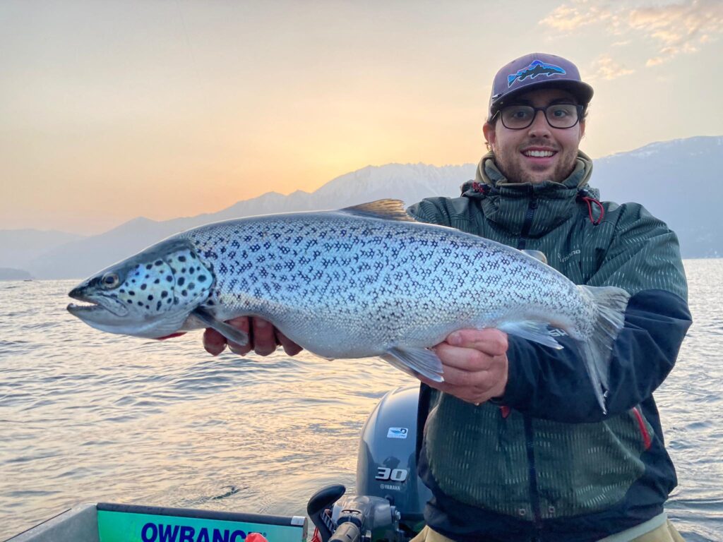LACUSTRI PAZZESCHE SUL VERBANO PESCANDO CON I DEVIATORI